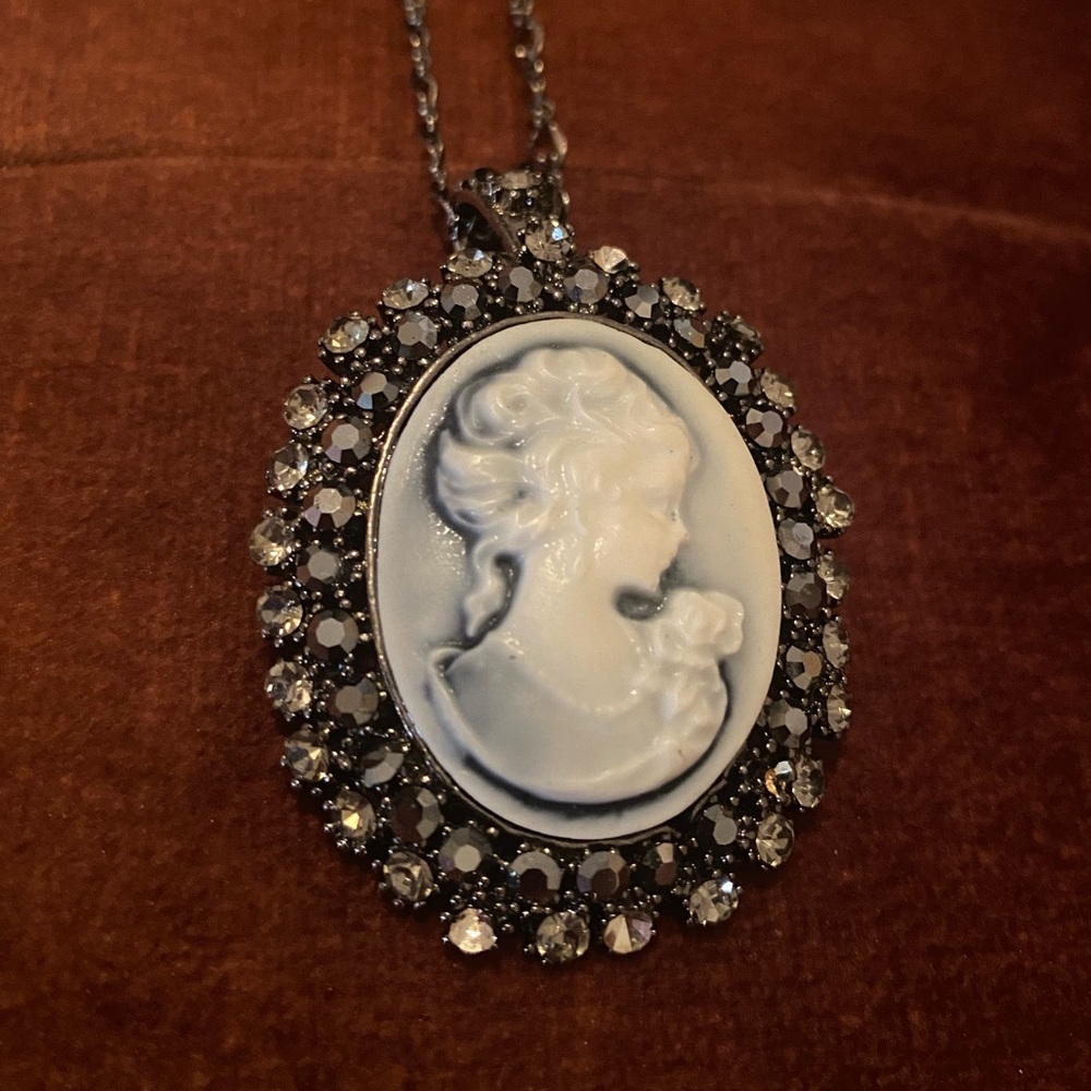 Rhinestone Cameo Pendant Necklace/ Brooch